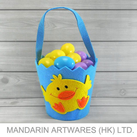 7"H Lovely Easter Chicken Felt Basket (Blue)