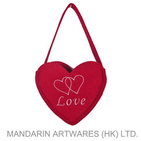 15cmH x 16cmW Red Love Felt Bag