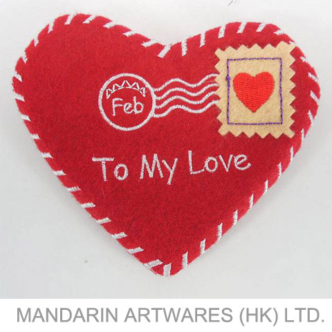 12cmW x 10cmL Red Felt Heart Shaped Purse